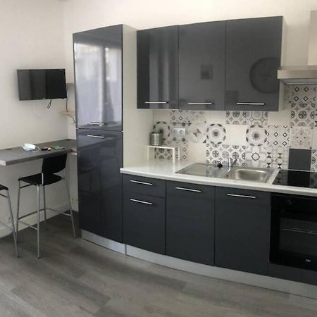 Yannadal/Studio Cosy Avec Vraie Cuisine A Recouvrance/ Proche Tram/Bus Et Proximite Avec L'Arsenal Apartment Brest Exterior foto
